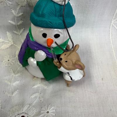 Lot of 8 ornament