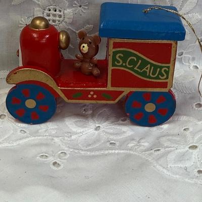Lot of Vtg Ornaments