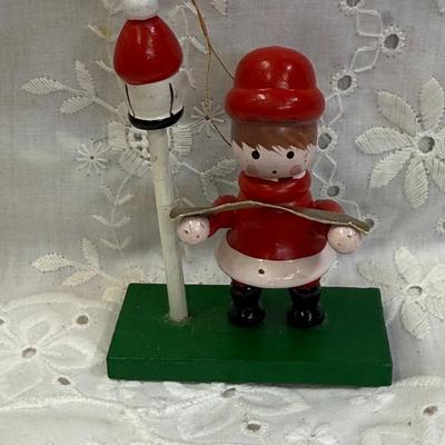 Lot of Vtg Ornaments