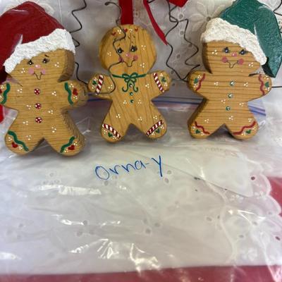 Lot of 3 gingerbread wall hanger