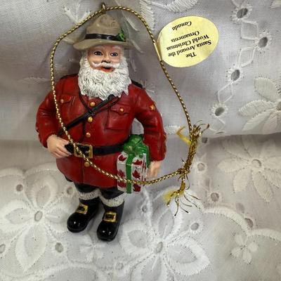 Santa around the world LOT