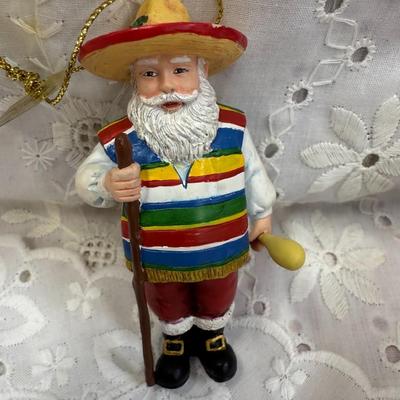Santa around the world LOT