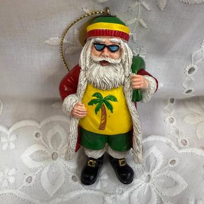 Santa around the world LOT