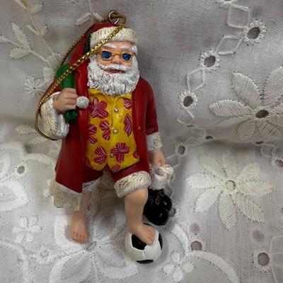 Santa around the world LOT
