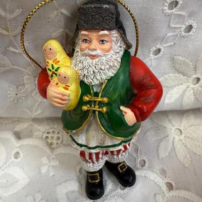 Santa around the world LOT