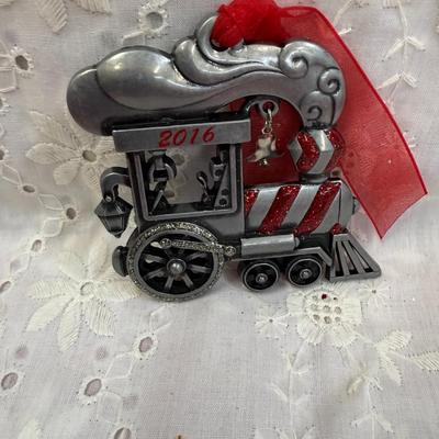 Lot of 3 Pewter Tone Christmas ornaments