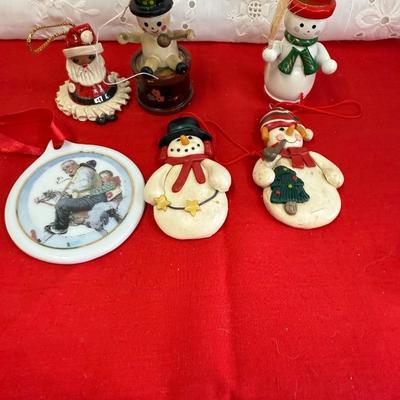Vtg Assorment Christmas ornaments