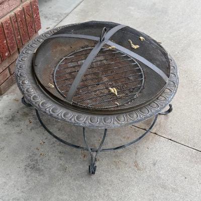 Outdoor firepit