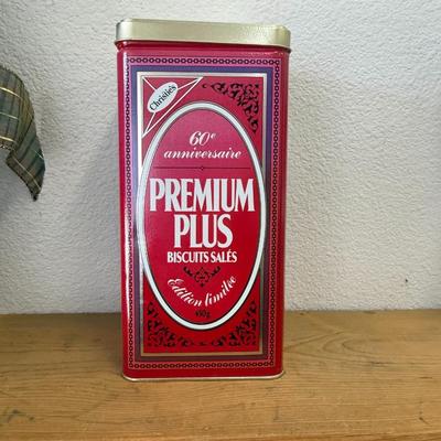 Vintage 1980s Christie Premiun Plus Crackers, 60th Anniversary limited Edition Tin, Gorgeous, Bilingual (English/French), Gorgeous Red