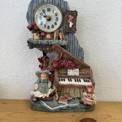 Vintage bear clock