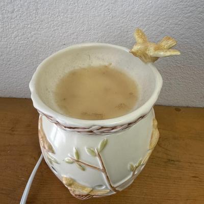 Beautiful Scentsy Birdbath Wax Melts Oil Warmer White & Yellow Brown