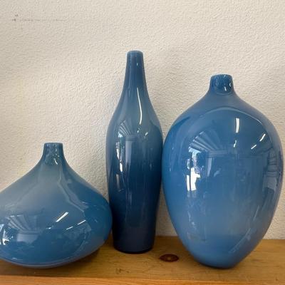 3 pc blue vases
