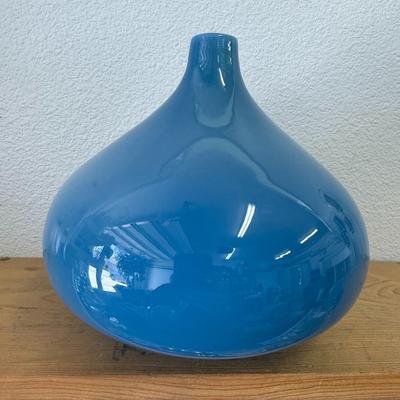 3 pc blue vases