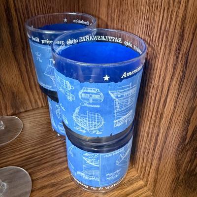 Vtg Nautical Rattlesnake of the Revolution Ship Rock Glasses Lot Of 4