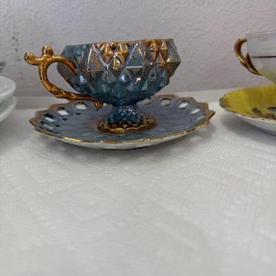 Vintage Geometric tea cup, iridescent lusterware
