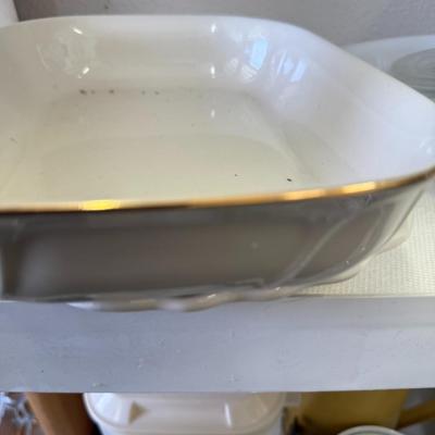 Vintage Milk Glass GLASBAKE J235 Casserole 2 quart oval Blueberry Pattern USA and Vintage Gooseberry Pyrex