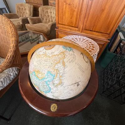 VTG REPOGLE World Classic 12” Floor Globe Raised Relief Mahogany Stand EXCELLEN