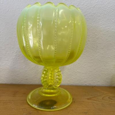 VTG UV REAVTIVE Vaseline Glass Beaded Yellow Opalescent Rose Bowl On Dorio Stem
