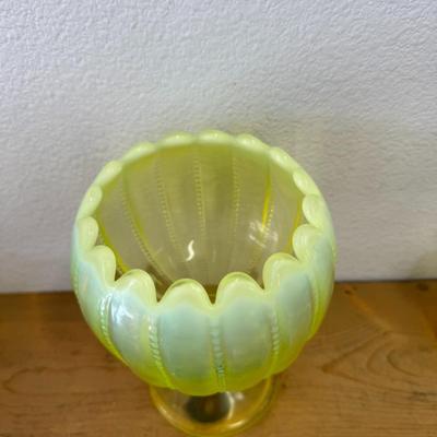 VTG UV REAVTIVE Vaseline Glass Beaded Yellow Opalescent Rose Bowl On Dorio Stem