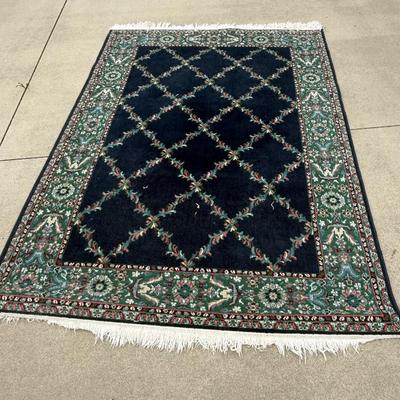 Trellis Navy Rug 5'5" x 7'10"