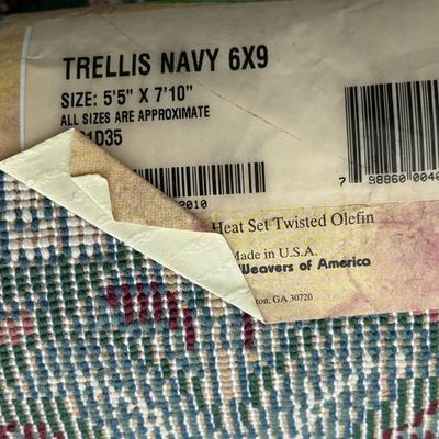 Trellis Navy Rug 5'5" x 7'10"