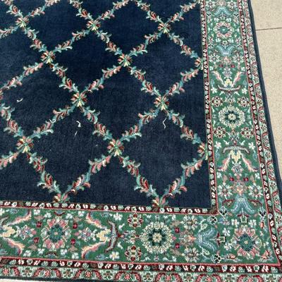 Trellis Navy Rug 5'5" x 7'10"