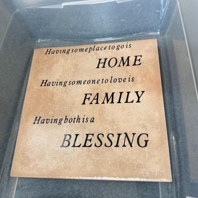 Home décor signs lot
