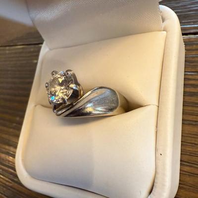 Hearts on Fire Diamond Ring