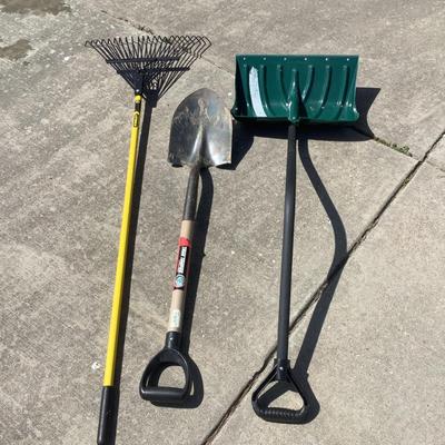 G8130 Rake Snow Shovel and Shovel