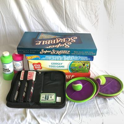 G8135 Lot of Family Games Indoor and Outdoor