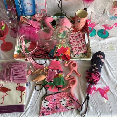G8136 Large Pink Flamingo Decorative Lot