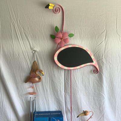 G8136 Large Pink Flamingo Decorative Lot