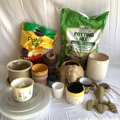 G8146 Lot of Outdoor Pots and Potting Soil