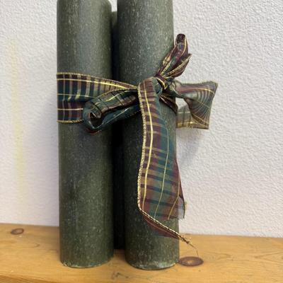 Set of 3 green forest candles