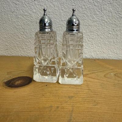 Crystal Salt and pepper shakers