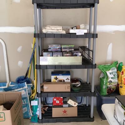 G8158 Black Rubbermaid 5 Tier Shelf