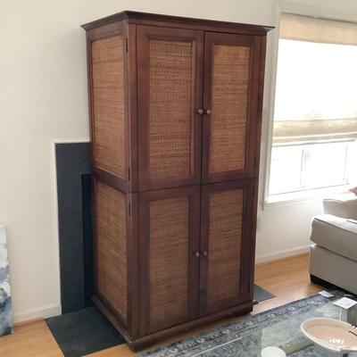 LR8166 Pier One Wood and Rattan Entertainment Center/ Wardrobe