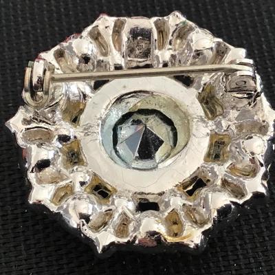 Dainty Colorful Rhinestone Pearl Brooch