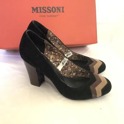 MB8185 Pair of Ladies MISSONI Pumps
