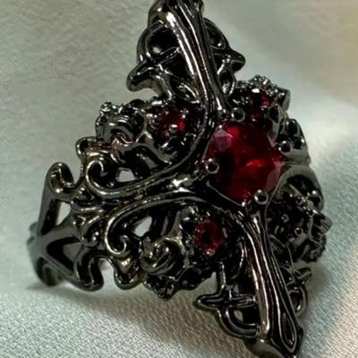DAT - Gothic Adjustable Black Alloy Ring with Rhinestones