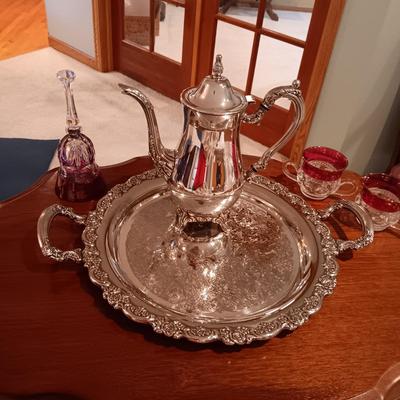SILVER PLATED ONEIDA COFFEE SERVICE AND TRAY PLUS CREAM/SUGAR SET AND A BELL