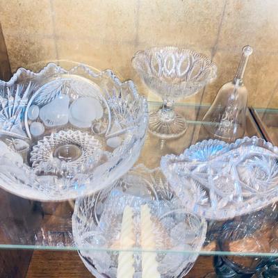 CRYSTAL SERVING PIECES