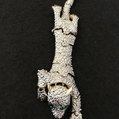 Vintage Rhinestone Leopard Green Rhinestone Eyes Articulating Shoulder Brooch