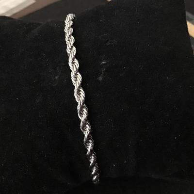 Trafari Silver Tone Bracelet. Excellent