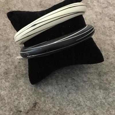 Vintage Black and white Bakelite bangle bracelets