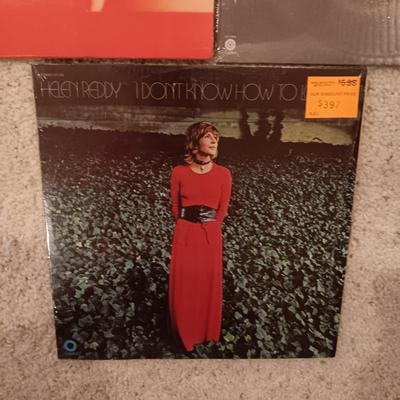 HELEN REDDY EARLY YEARS ON VINYL RECORDS