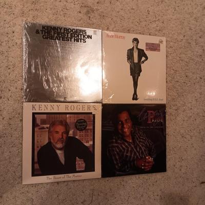 KENNY ROGERS, CHARLEY PRIDE AND ANNE MURRAY ON VINYL RECORDS