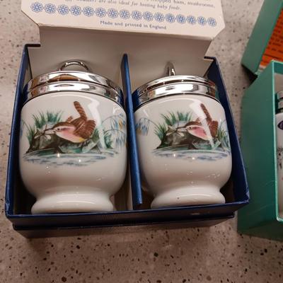 ROYAL WORCESTER EDD CODDLERS AND A WILTON PEWTER SECTIONED PLATE