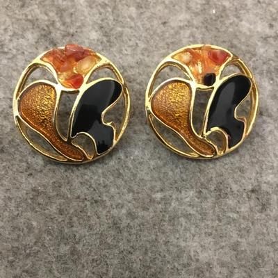 Beautiful, vintage, gold, toned, enameled, gemstone chips, studded, circular earrings