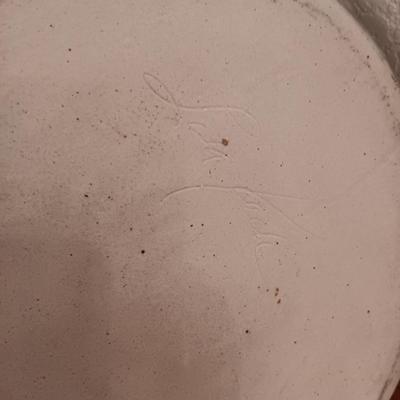 CLAY CASSEROLE DISH W/LID